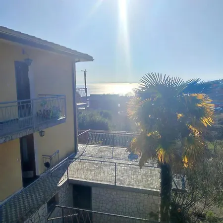Apartment Family With View On Sea Donji Rukavac