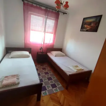 Family With View On Sea Apartment